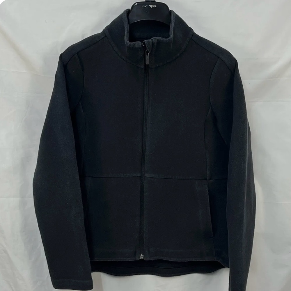 WOMENS LULULEMON FLEECE YOGA JACKET SIZE 6